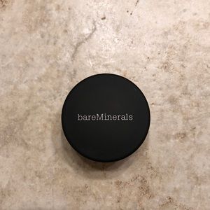 BareMinerals eyeshadow in Chai Latte